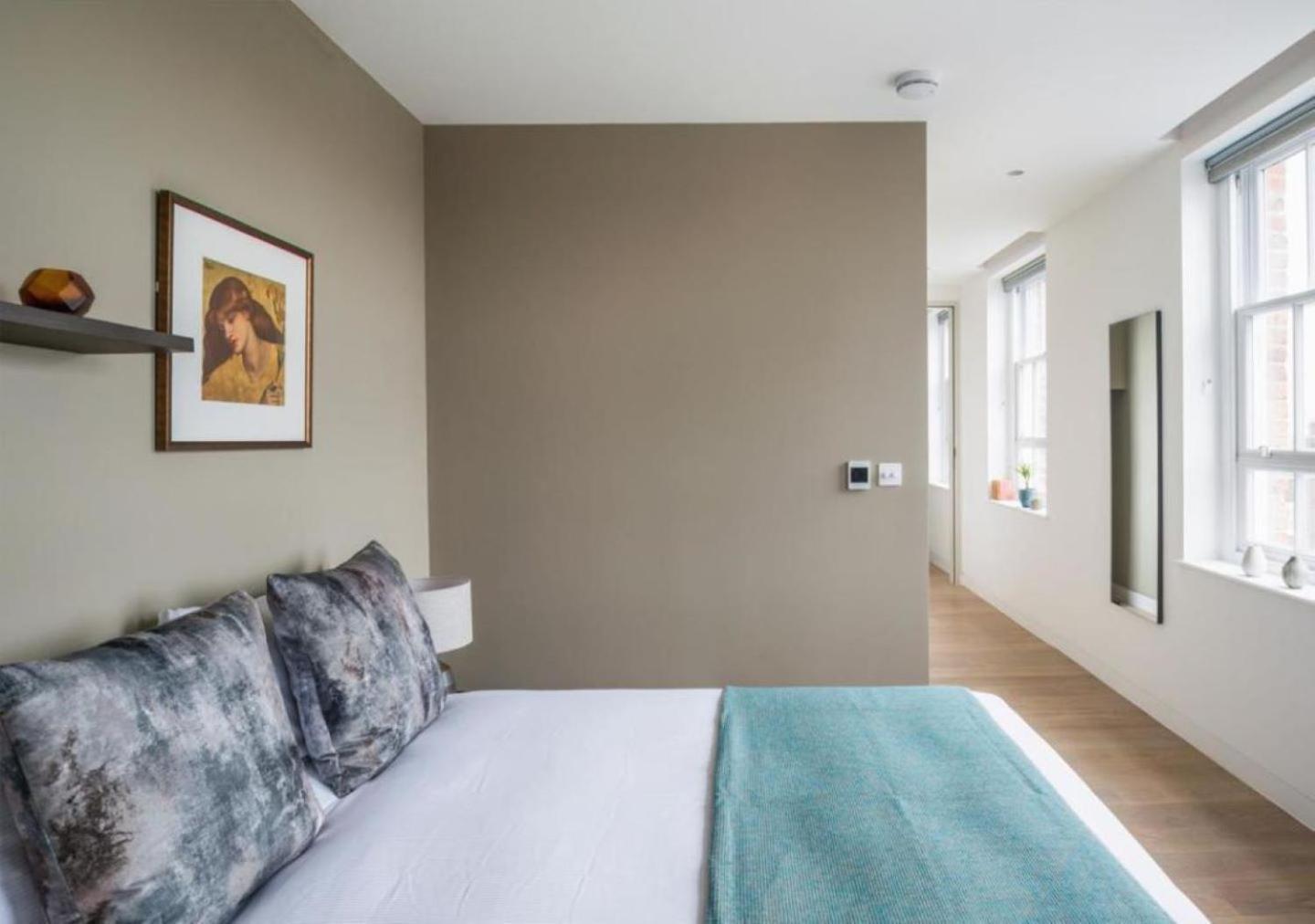 Wells Court By Aeria Apartments London Bagian luar foto